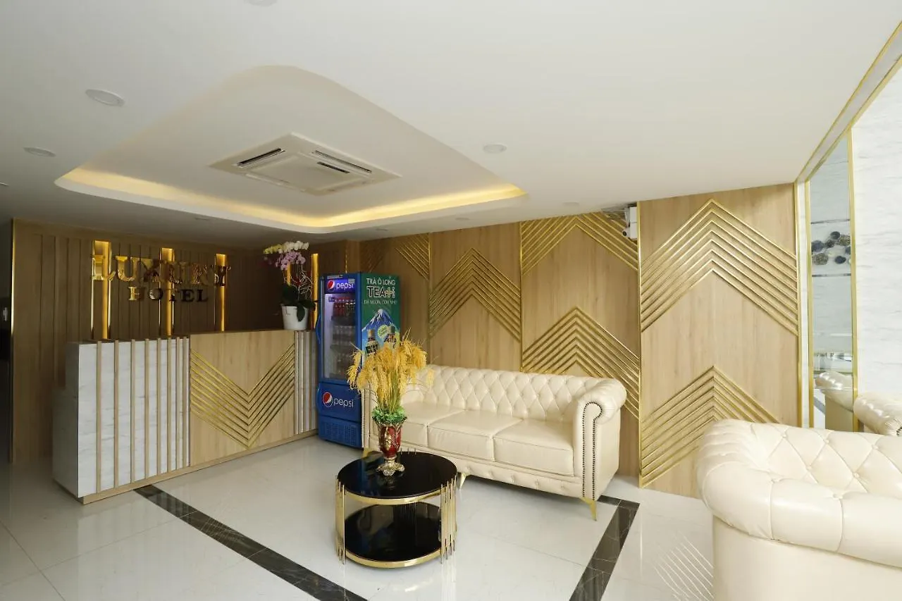 Luxury Hotel Ho Chi Minh City 2*,